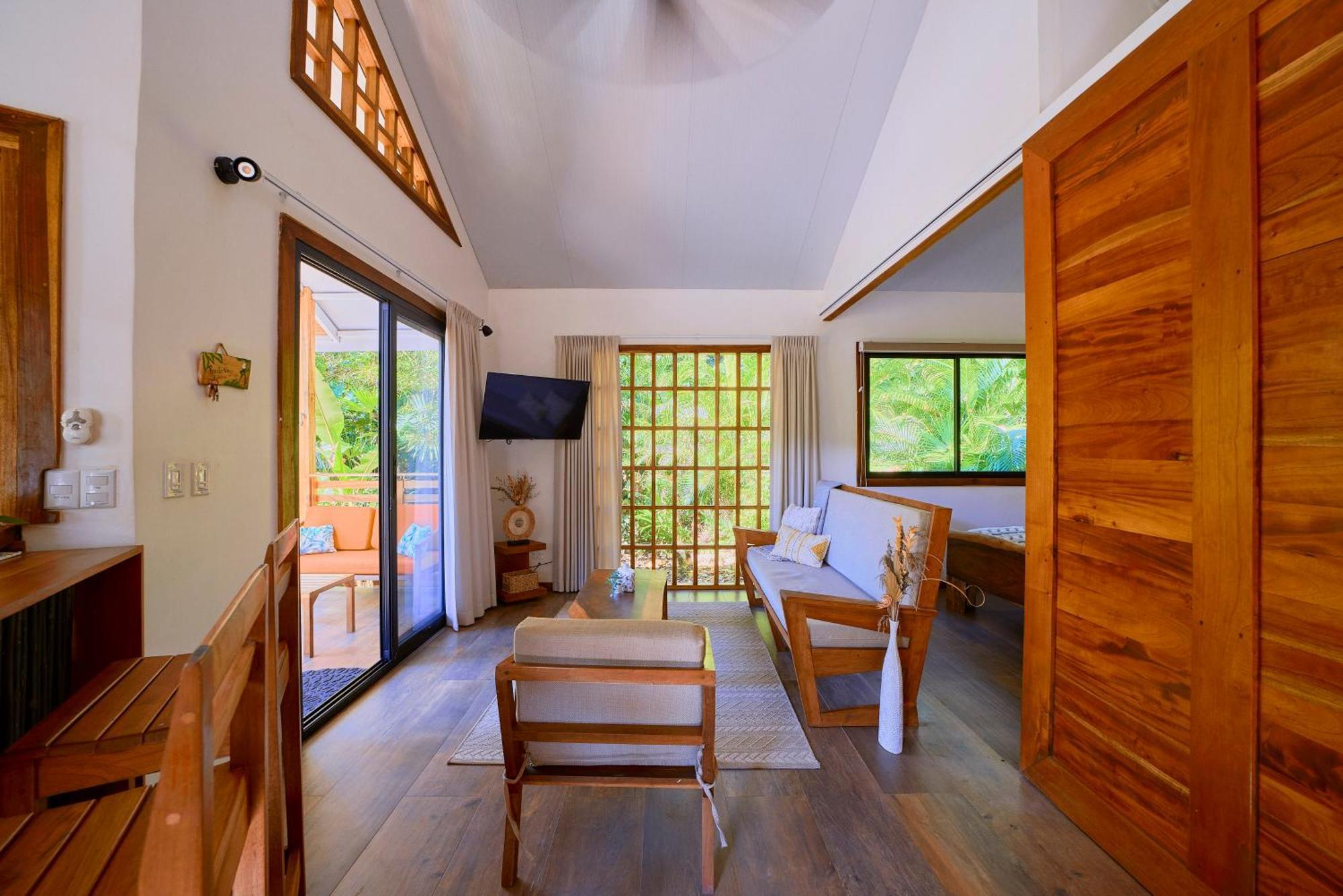 Dragonfly Beachfront Villas-Adult Only Punta Uva Exterior photo